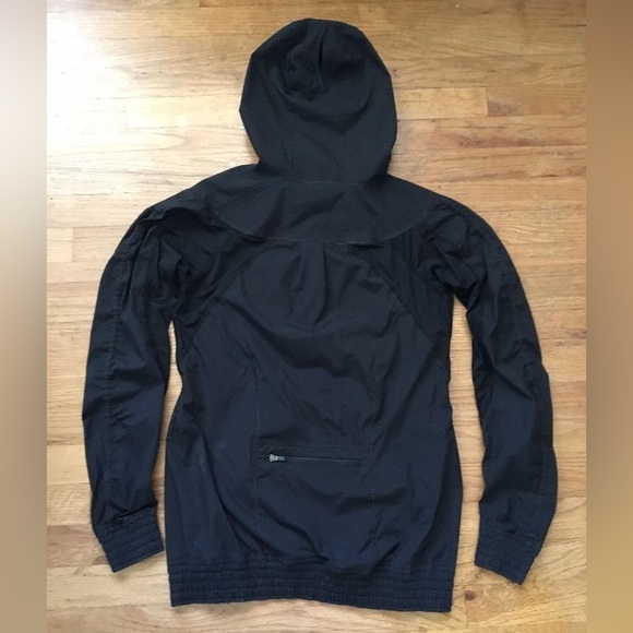 Lululemon Leader Of The Track Jacket, Black, Women’s Size 6 - Picture 2 of 3